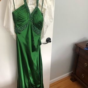 Cache cocktail dress. Beautiful beaded halter top